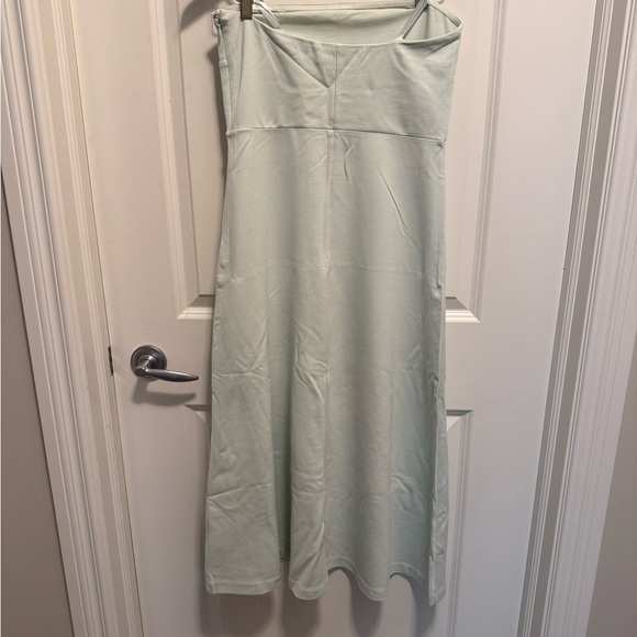 Mint Club Monaco Strapless Dress - Picture 3 of 4
